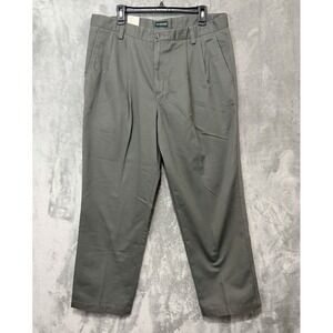 Dockers Recode Pants Men 38x30 Gray Green NWT'S Cotton Wrinkle Free Relaxed Fit